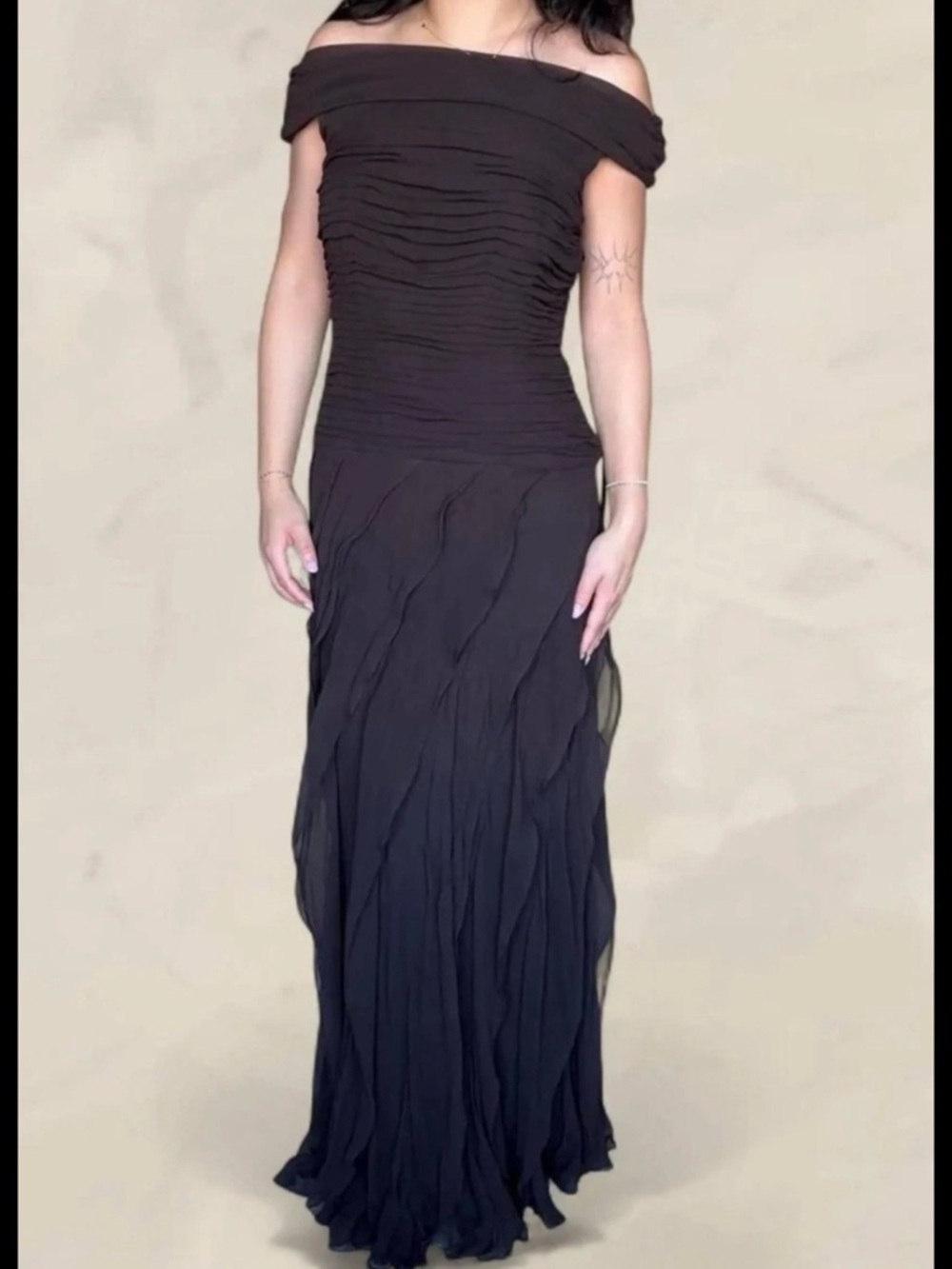 Tadashi Collection!  Chic Strapless Brown evening gown old money chic glamour